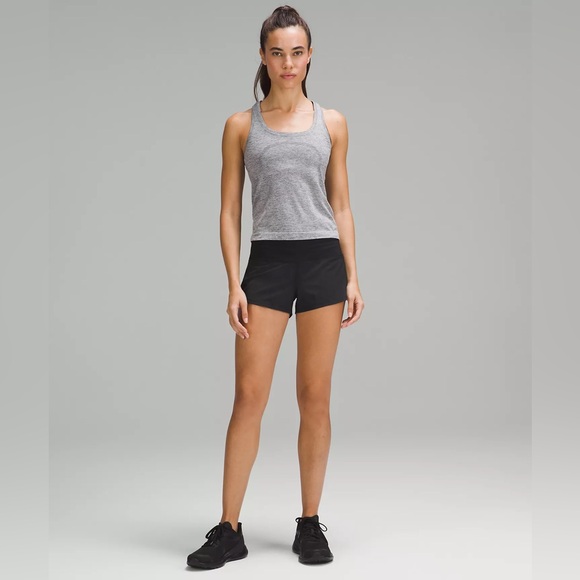 lululemon athletica Pants - Lululemon Speed Up Short *2.5"
